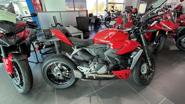 New 2025 Ducati STREETFIGHTER V2 