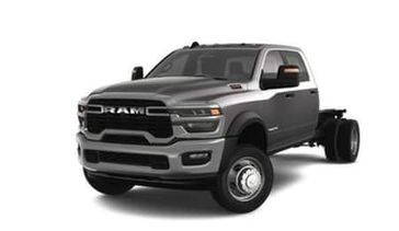 2025 RAM RAM 5500 BIG HORN® CHASSIS CREW CAB 4X2 60