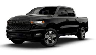 2025 RAM RAM 1500 EXPRESS CREW CAB 4X4 5'7