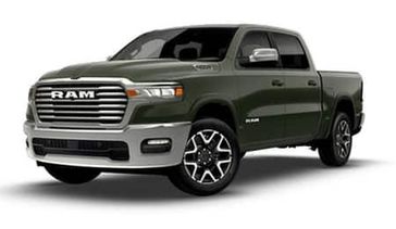2025 RAM RAM 1500 LARAMIE® CREW CAB 4X4 5'7