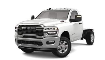 2025 RAM RAM 3500 BIG HORN® CHASSIS REGULAR CAB 4X4 60