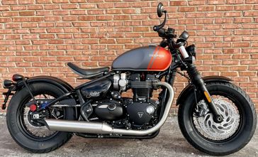 2025 Triumph Bonneville Bobber 