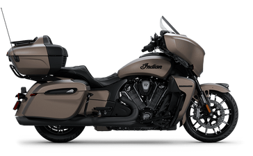 2025 Indian Motorcycle Roadmaster PowerPlus Dark Horse With 112ci + Rider Assist Package + PowerBand Audio Package 