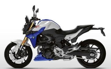 2022 BMW F 900 R LIGHT WHITE / RACING BLUE