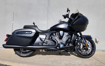 2026 Indian Motorcycle CHALLENGER DARK HORSE 