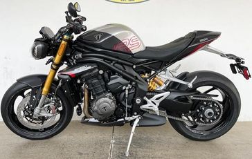 2025 Triumph SPEED TRIPLE 1200RS 