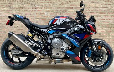 2024 BMW M1000R 