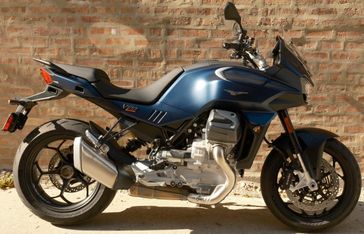 New 2025 Moto Guzzi V100 Mandello 