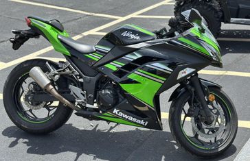 2017 Kawasaki NINJA 300 ABS KRT 
