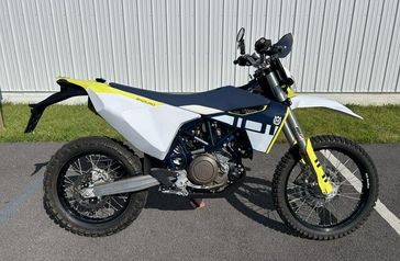 2023 Husqvarna 701 Enduro 