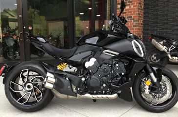 2025 Ducati Diavel V4