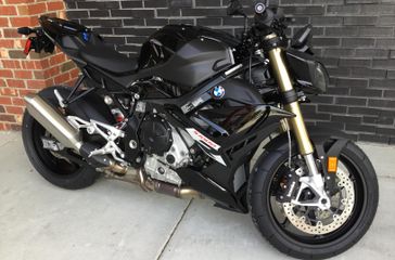 2025 BMW S 1000 R