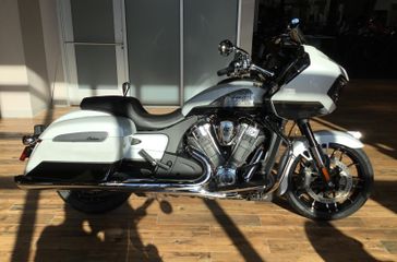 2025 Indian Motorcycle Challenger Limited with 112