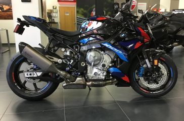 2024 BMW M 1000 R