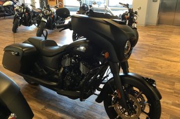 2025 Indian Motorcycle Chieftain Dark Horse