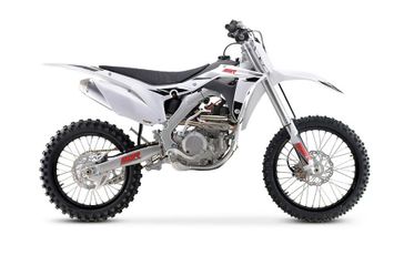 2021 SSR Motorsports SR 300S in a White exterior color. New England Powersports 978 338-8990 pixelmotiondemo.com 