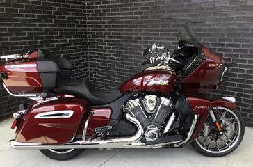 2025 Indian Motorcycle Pursuit Limited with 112