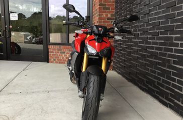 New 2026 Ducati STREETFIGHTER V2S 