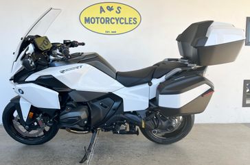 New 2026 BMW R1300RT 