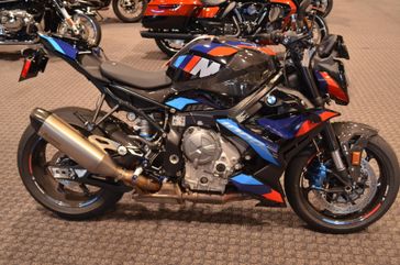 2024 BMW M 1000 R