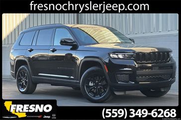 2025 Jeep Grand Cherokee L Altitude 4x4