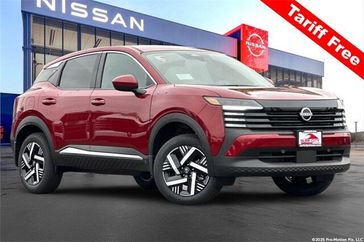 New 2025 Nissan Kicks SV