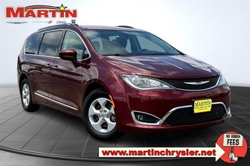 2017 Chrysler Pacifica Touring L Plus