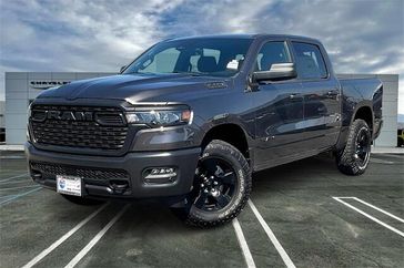 New 2025 RAM 1500 Warlock Crew Cab 4x4 5'7' Box