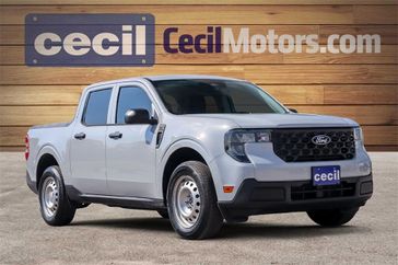 Used 2025 Ford Maverick XL