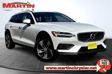 Used 2020 Volvo V60 Cross Country T5