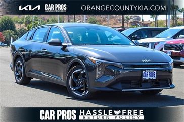 New 2025 Kia K4 EX