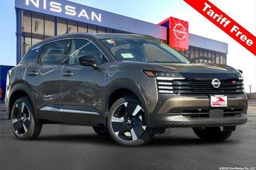 New 2026 Nissan Kicks SR