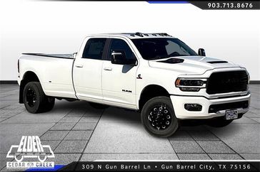 2024 RAM 3500 Laramie Crew Cab 4x4 8' Box