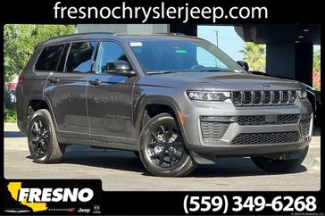 New 2026 Jeep Grand Cherokee L Laredo Altitude 4x4