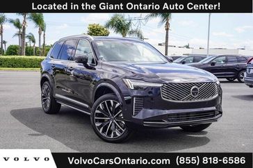 2025 Volvo XC90 B6 Plus 7-Seater