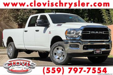 2024 RAM 2500 Tradesman Crew Cab 4x4 8' Box