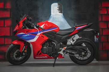 2025 Honda CBR500R 