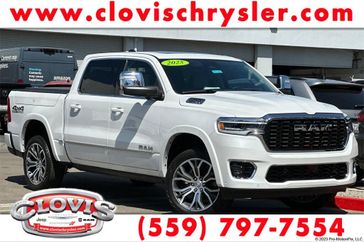 2025 RAM 1500 Tungsten Crew Cab 4x4 5'7' Box