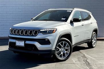 2024 Jeep Compass Latitude Lux 4x4