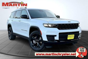 New 2025 Jeep Grand Cherokee L Altitude 4x2