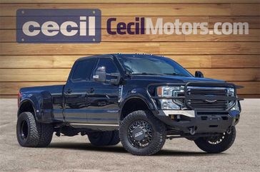2022 Ford F-450 Lariat
