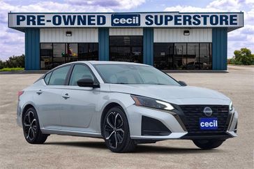 Used 2024 Nissan Altima 2.5 SR