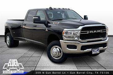 2024 RAM 3500 Tradesman Crew Cab 4x4 8' Box