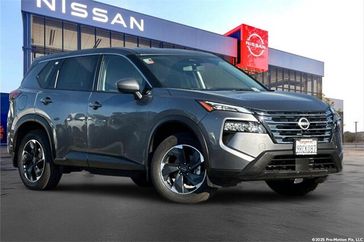 Used 2025 Nissan Rogue SV