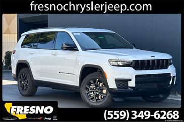 2025 Jeep Grand Cherokee L Altitude 4x4