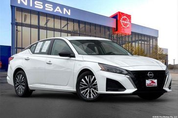 Used 2025 Nissan Altima 2.5 SV