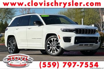 2025 Jeep Grand Cherokee Overland 4x4