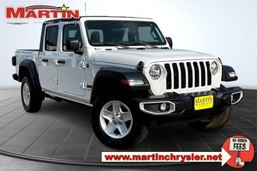 Used 2023 Jeep Gladiator Sport