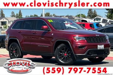 Used 2021 Jeep Grand Cherokee Laredo E