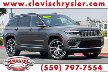 New 2025 Jeep Grand Cherokee Summit Reserve 4x4